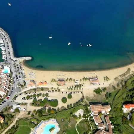 A 50 M De La Et Du Port ! Apartment Gassin