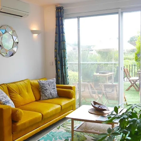 Apartment A 50 M De La Et Du Port !
