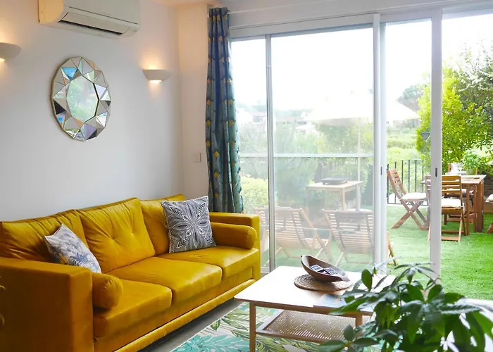 Apartment A 50 M De La Et Du Port !